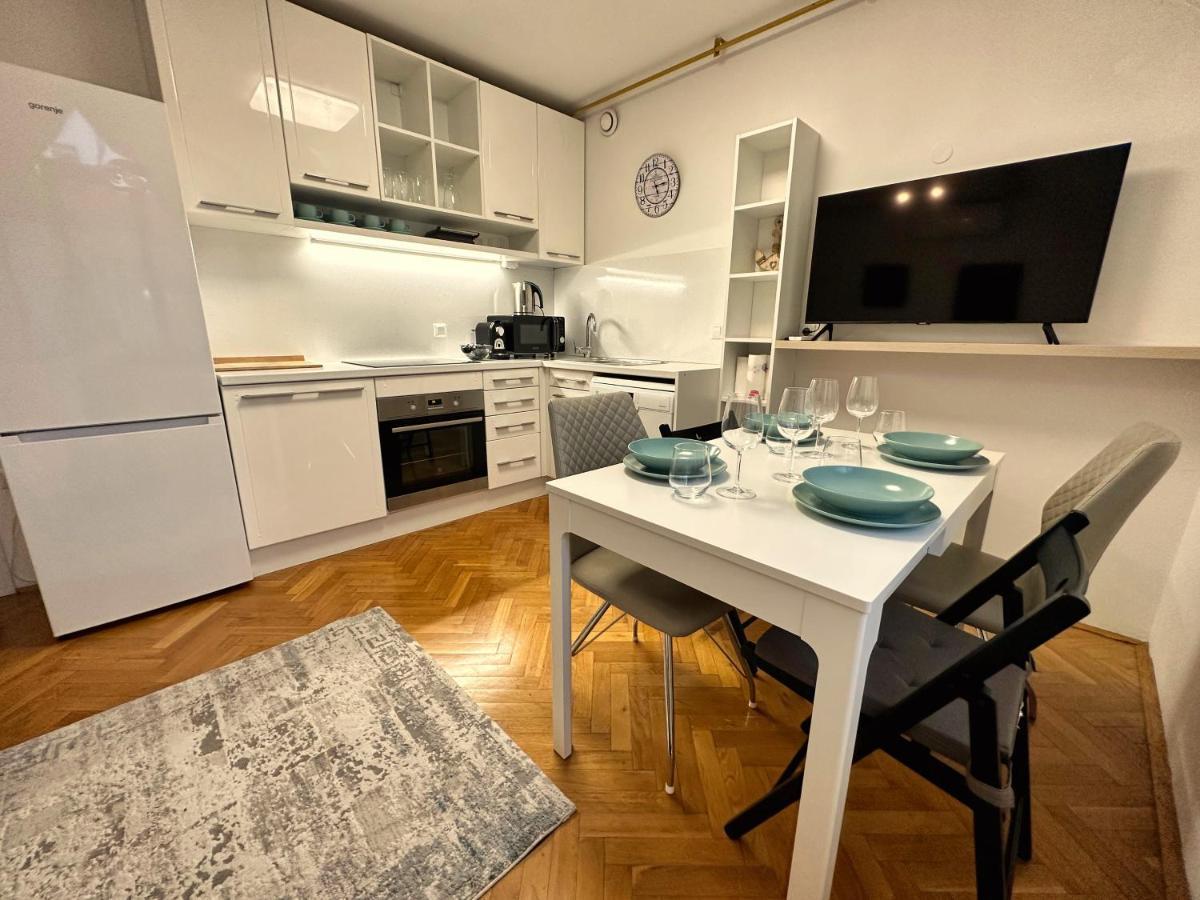Charming City Loft Apartment Любляна Экстерьер фото